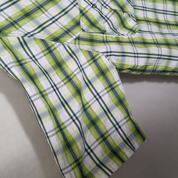 WOOLRICH Tectonic Quick Dry Plaid Snap Front shirt "Bottle Green" Medium - Picture 5 of 10